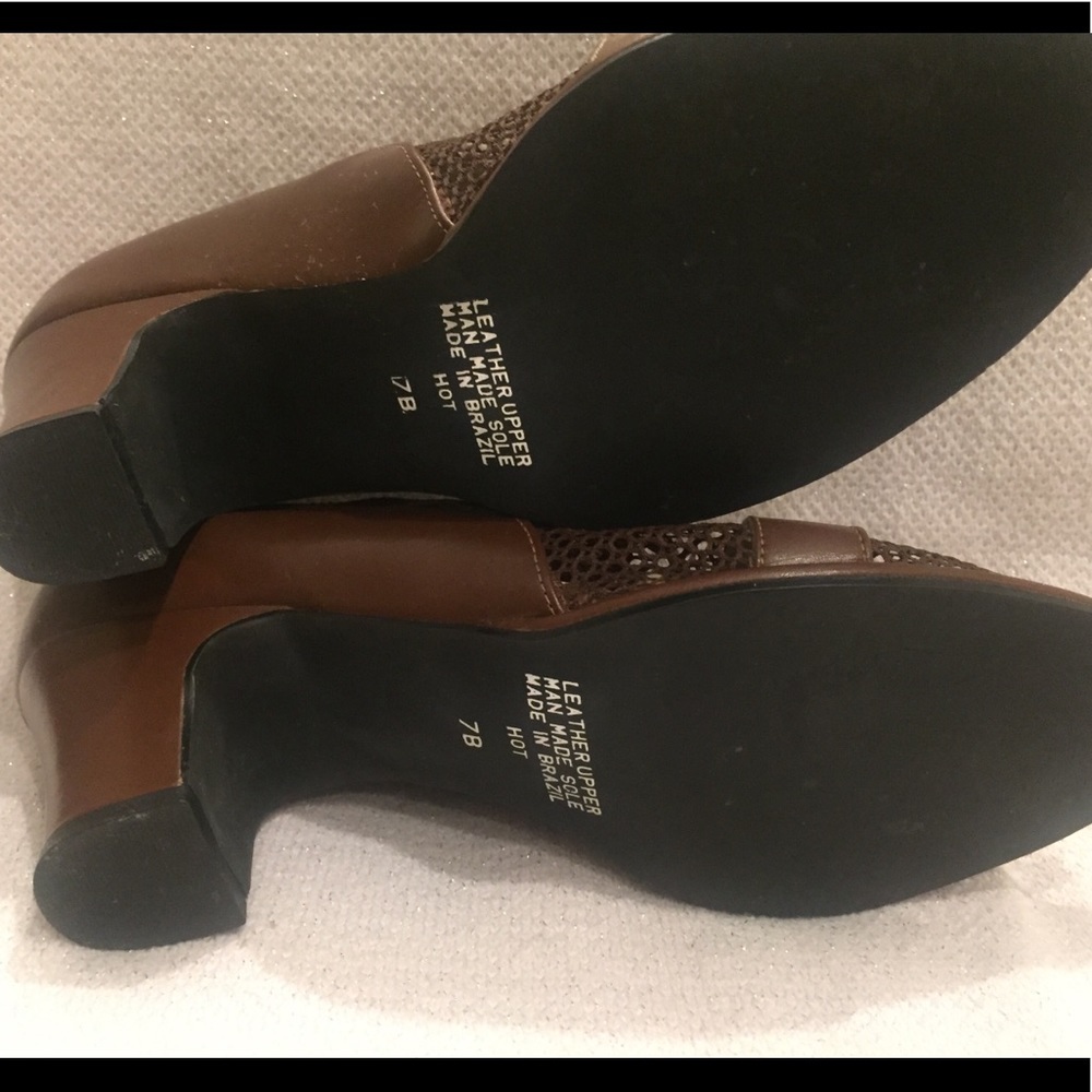 Boots - Picture 5 of 5